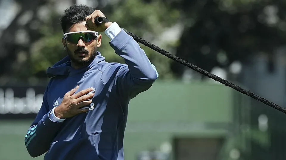 NZ New Ball Woes Meet Wellington Wind: India's Impact Player Gambit in the Final Chase